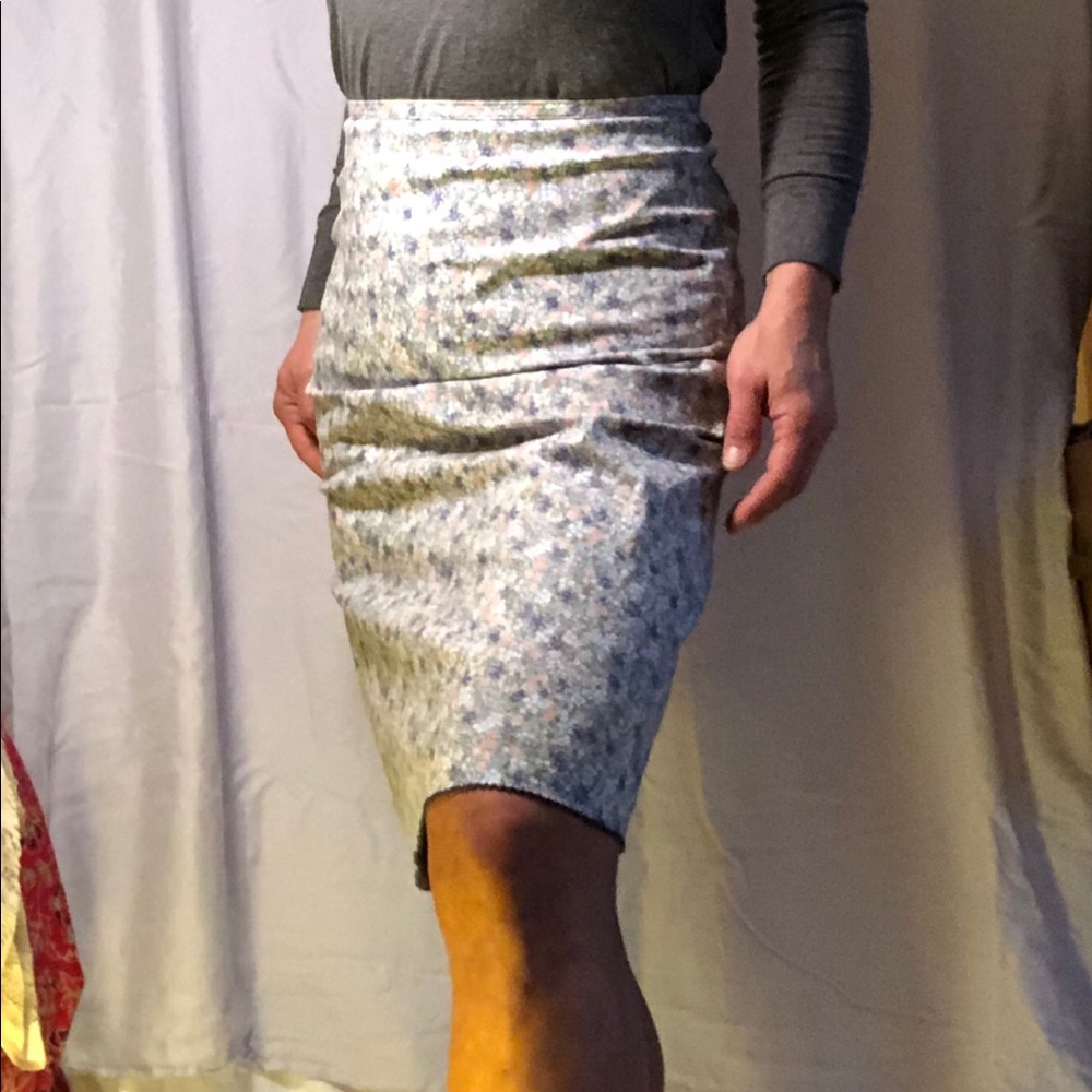 GAP floral pencil skirt